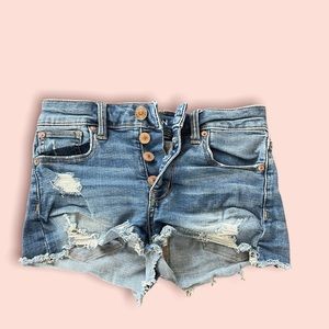 American Eagle Next Level Stretch Shorts🤍